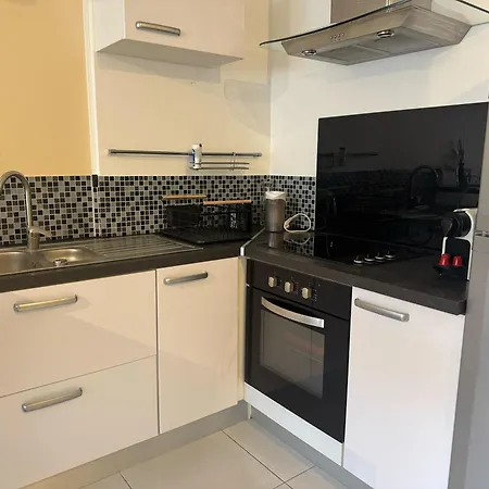 B075-studio Agreable Centre